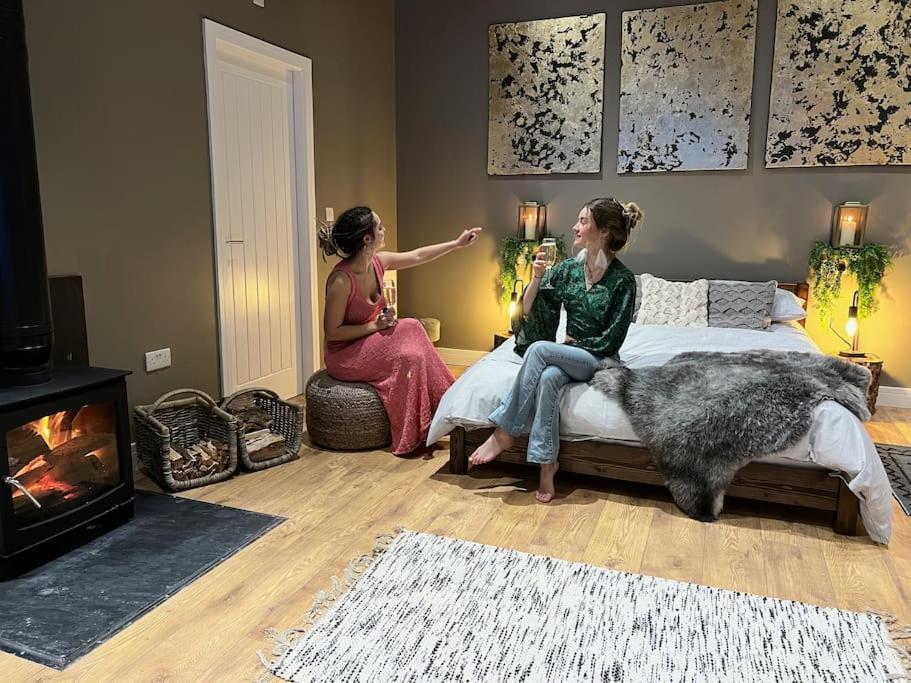 Вилла Quirky, Luxury Hideaway Llanbrynmair Экстерьер фото