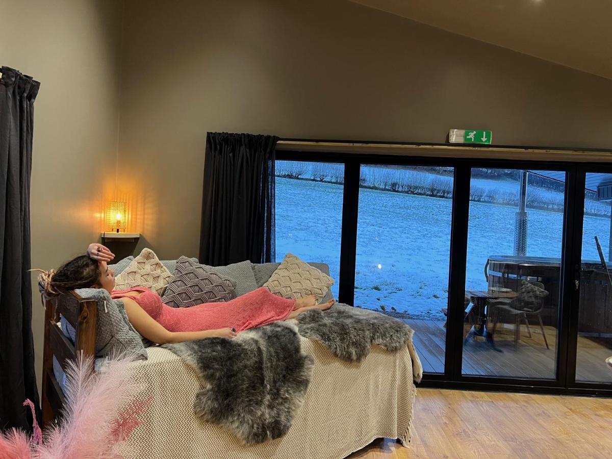 Вилла Quirky, Luxury Hideaway Llanbrynmair Экстерьер фото